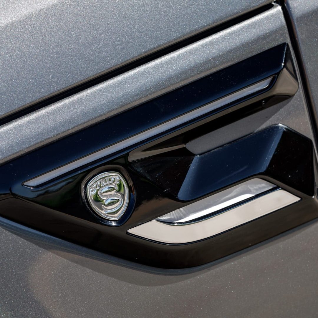 STRUT Range Rover Sport Collection - Titanium 5
